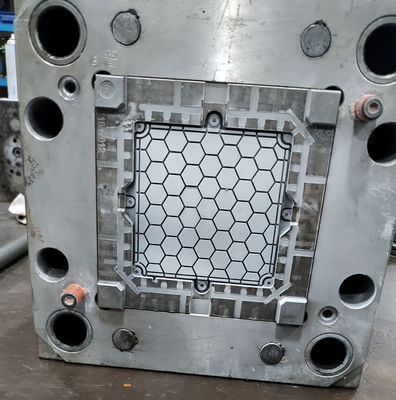 Qualität  General Purpose Injection Molding System with LKM Mold Base Grinding Machining usine