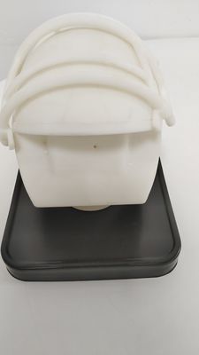 Kaltläufer Oem Custom Kunststoffteile Kleine Bauchmuskel Splicing Helm