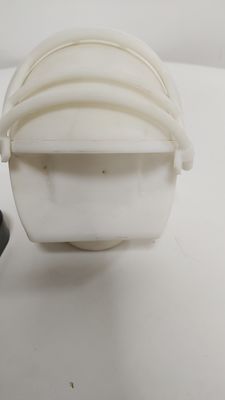 Kaltläufer Oem Custom Kunststoffteile Kleine Bauchmuskel Splicing Helm