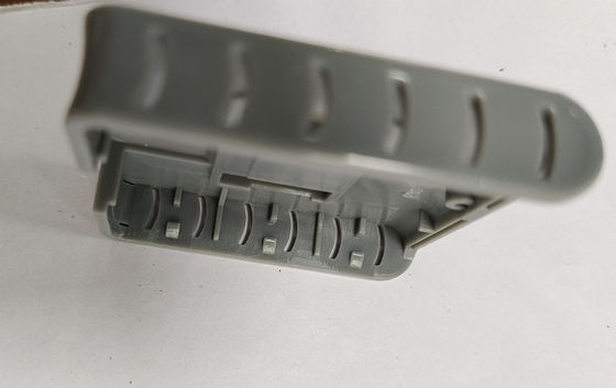 Teile mit CNC-Fräsen und Drehen