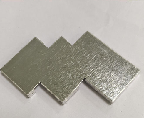 CNC-bearbeitete Hardwareteile aus Metall mit polierter Oberfläche