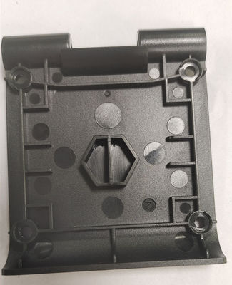 Präzisionsspritzgussgeformte Fahrzeugteile mit poliertem Finish und einer Toleranz von 0,05 mm